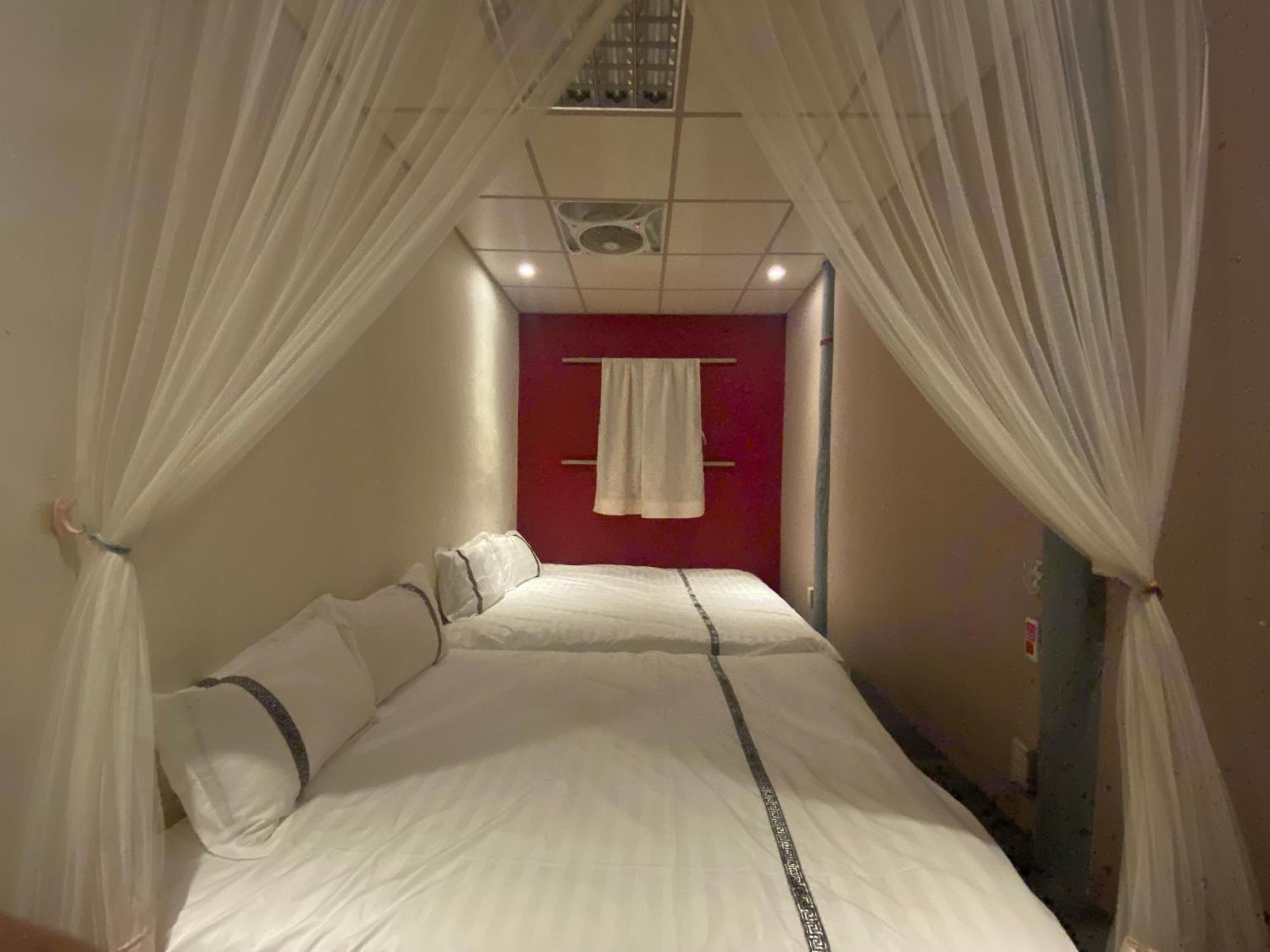 彼岸古厝民宿-包棟優先--Biiann B&B Jinning Bagian luar foto